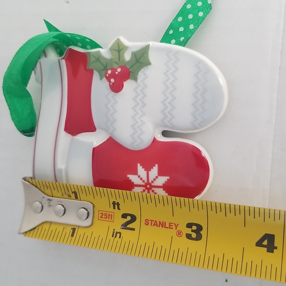 Avon Mittens Christmas Hanging Ornament - Picture 4 of 4